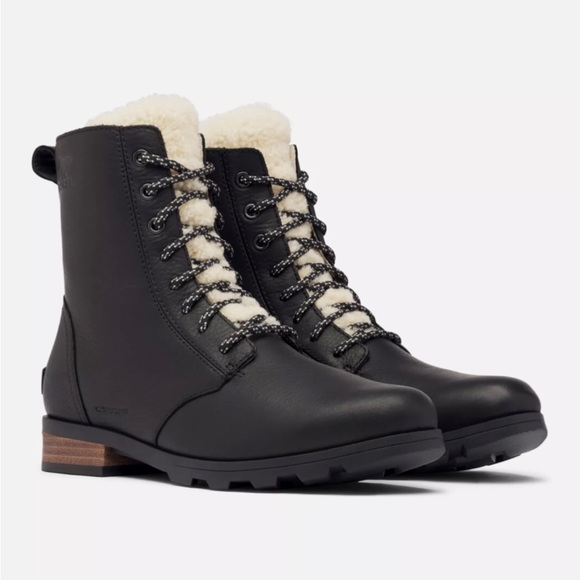 Sorel Emelie Short Lace Cozy Leather Boots Blackened Brown,...